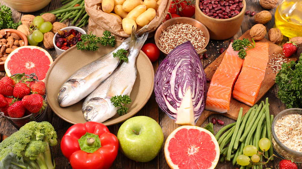 The Benefits of Organic Superfoods for Your Baby's Health: A Guide to Nutrient-Dense Options