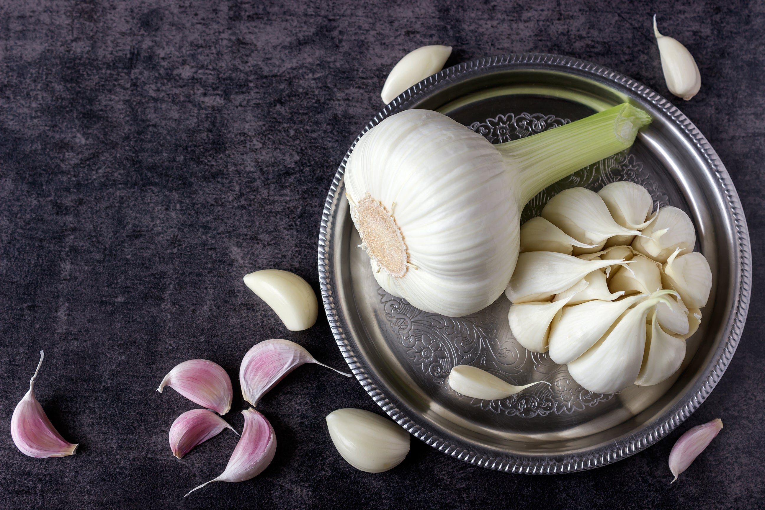 Fresh garlic used in Kekoa Foods baby food puree.