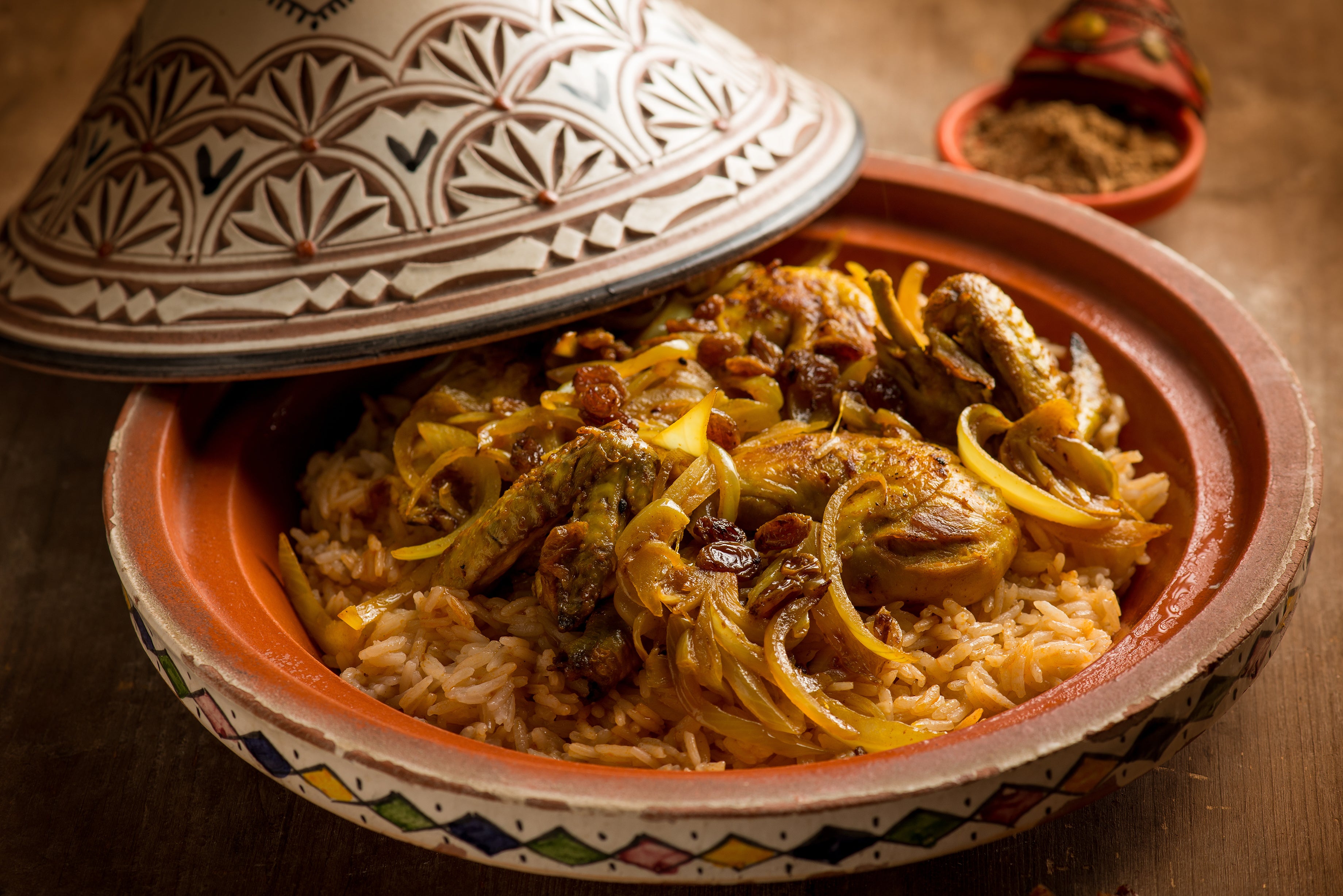 Moroccan Chicken Tagin is a flavorful and fragrant stew made with chicken, vegetables, and a blend of spices such as cinnamon, cumin, and coriander. 